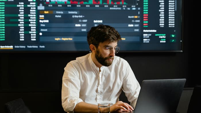 Success is Not Final, Failure is Not Fatal: Trader's Journey